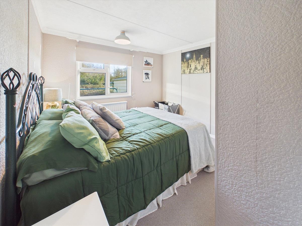 Property Image 990dab5e-1073-4964-a973-a0a42e977b14