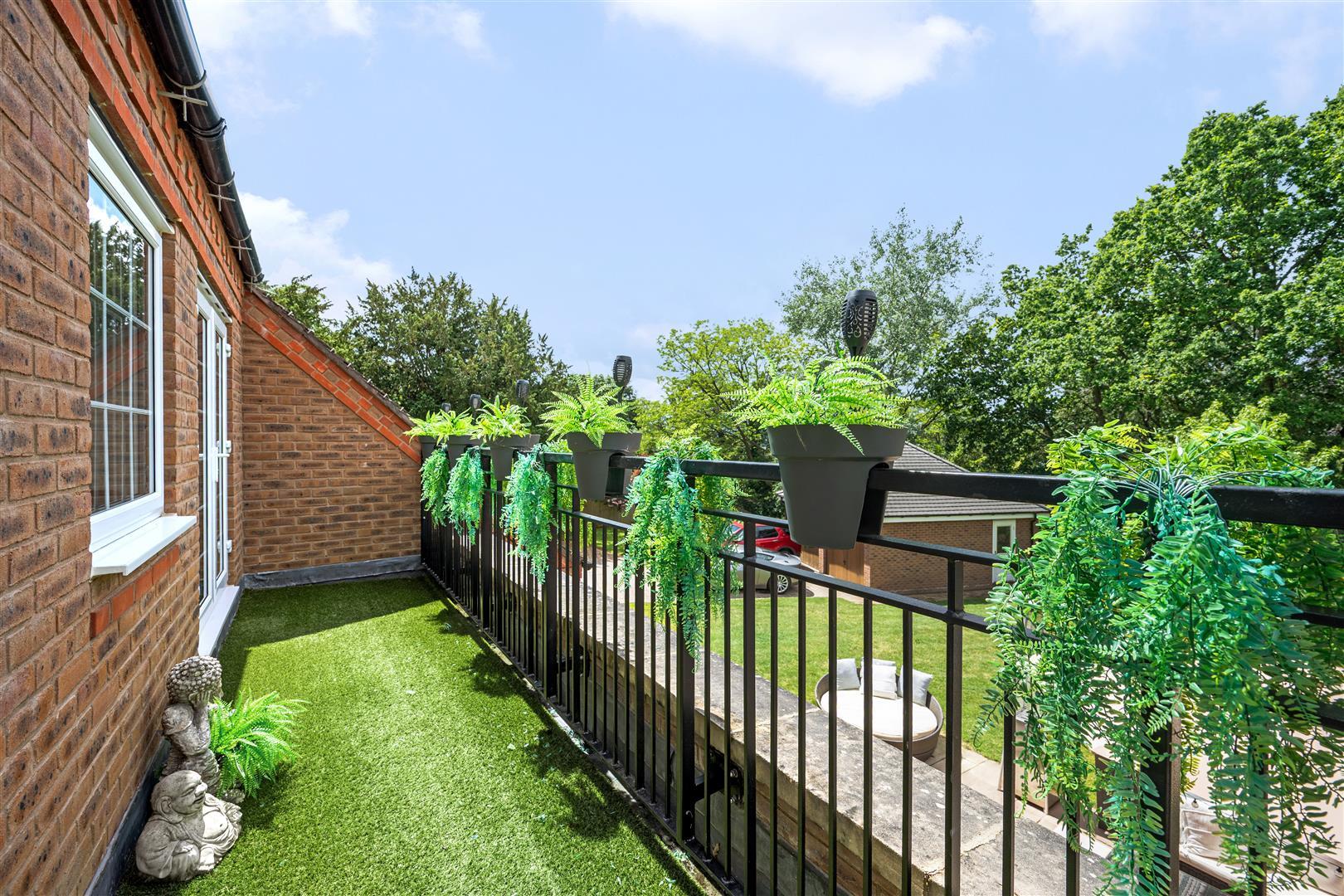 Property Image 9911f684-e669-499f-b614-c80f3df69e17
