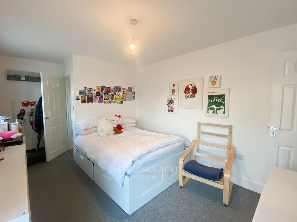 Property Image 992012ba-c826-4bc2-b31b-1414761e42b6