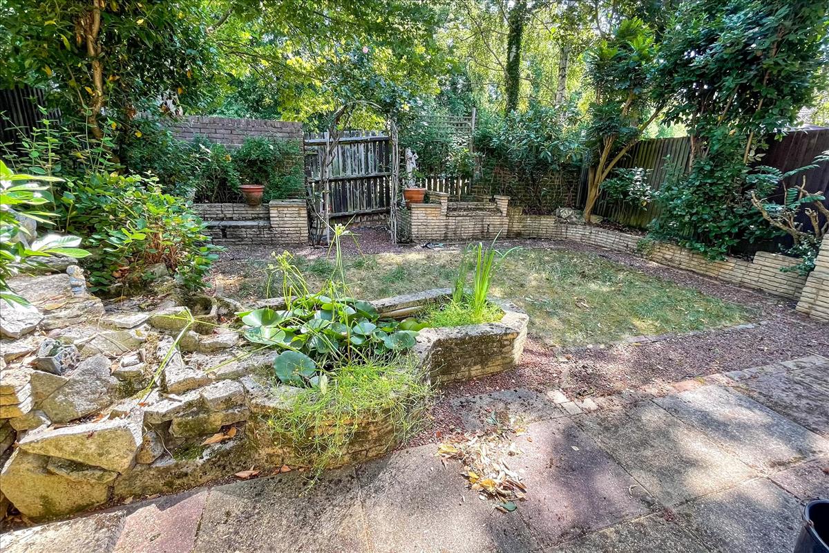 Property Image 992553b9-5677-487e-9edf-dad91fadc59f