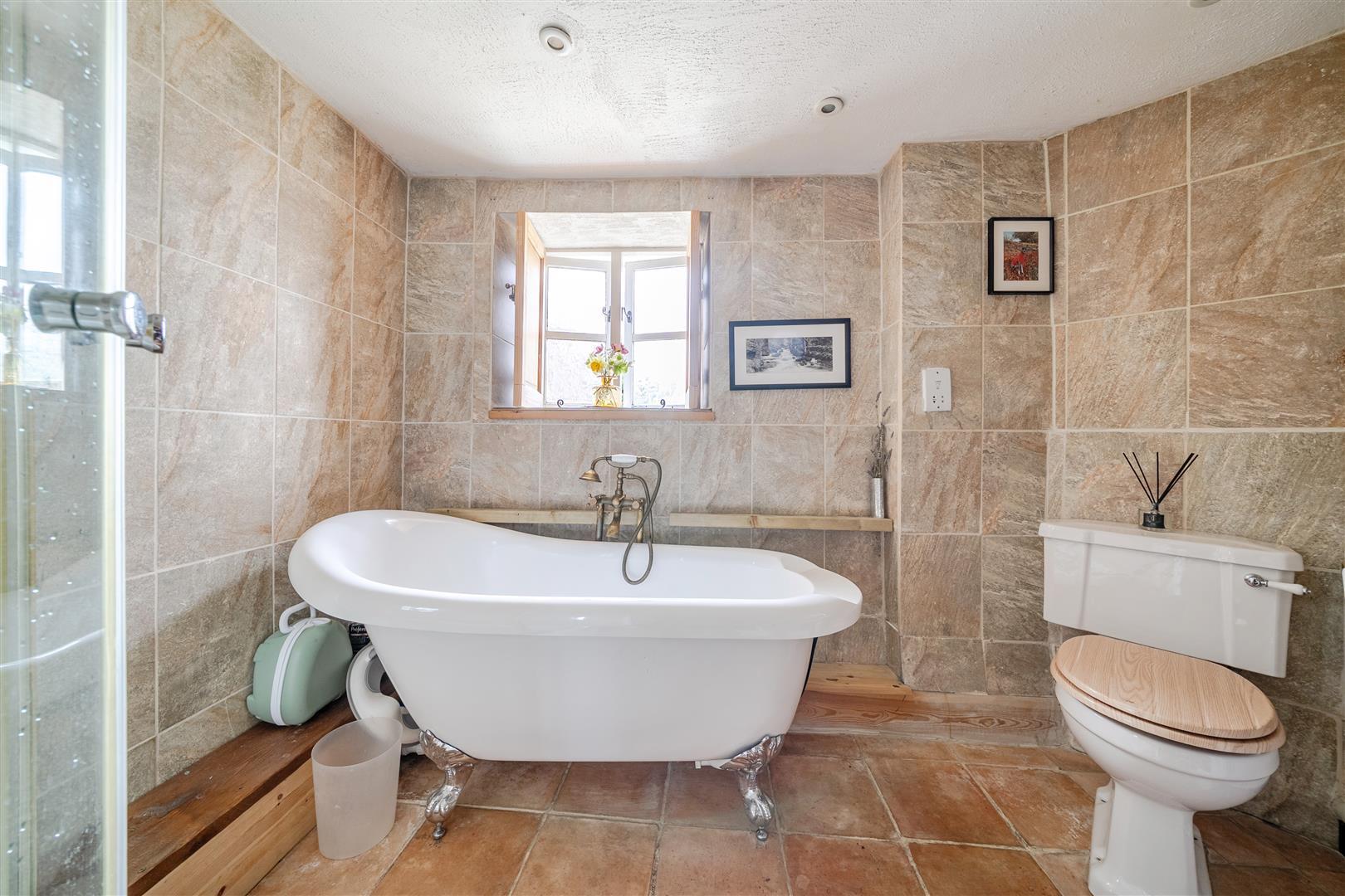 Property Image 99265557-2665-4667-80bb-08f60d1cd110