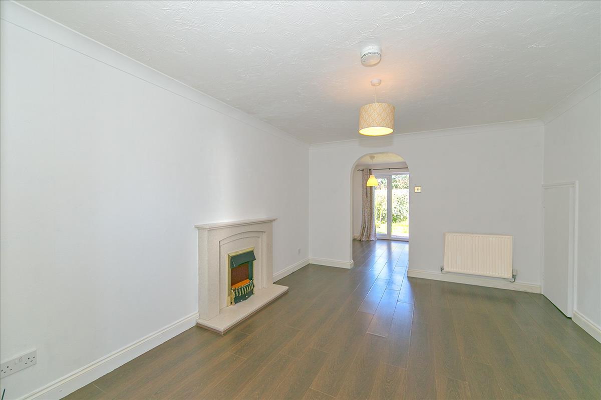 Property Image 99305d0c-7fba-49d7-9f43-30676f182acf