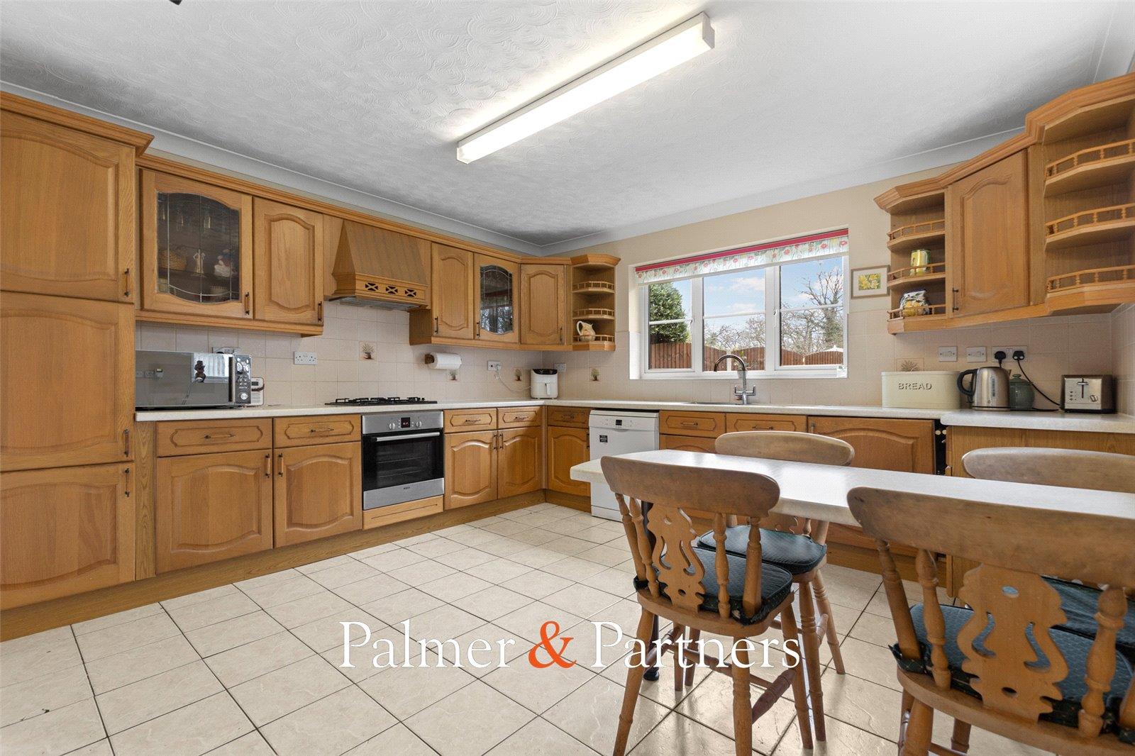 Property Image 9930b213-e902-45f9-807b-32e13e1482b0