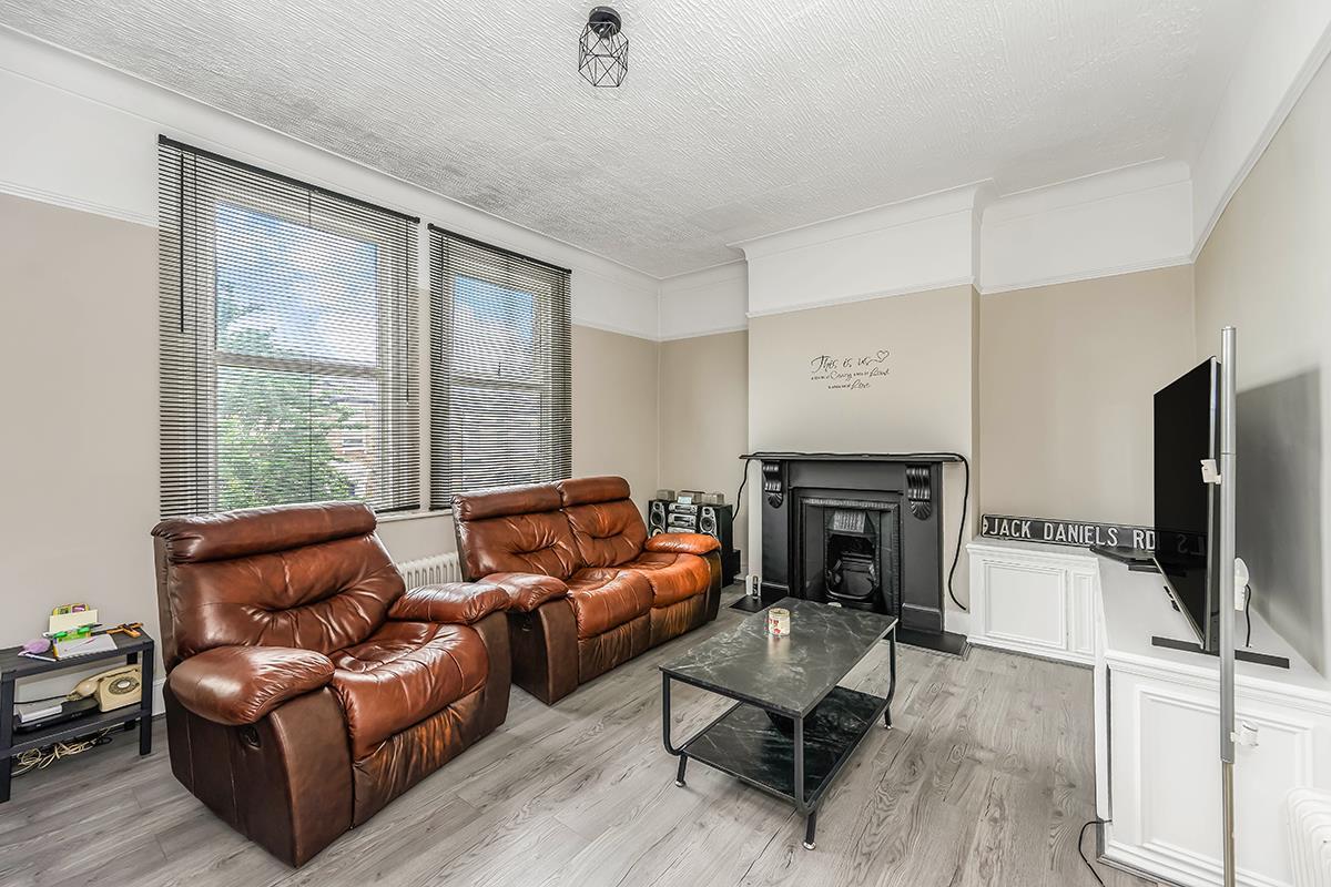 Property Image 994ab301-d55c-4663-97ee-3d32028a317d