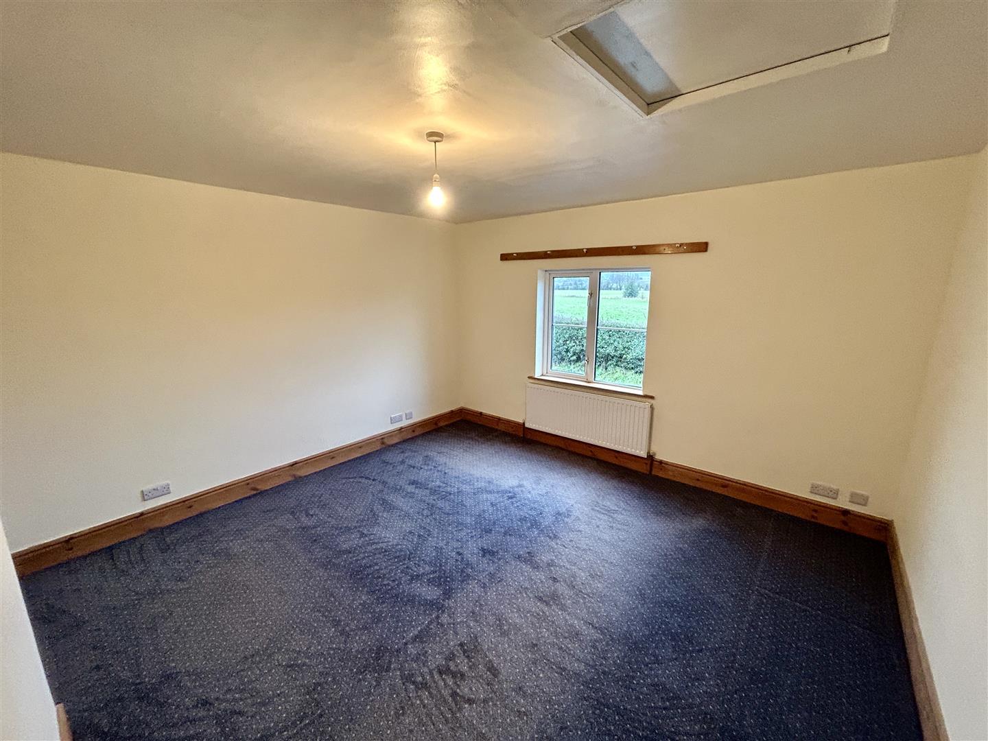 Property Image 9955e48d-fc90-46ca-9074-00a76d78674c