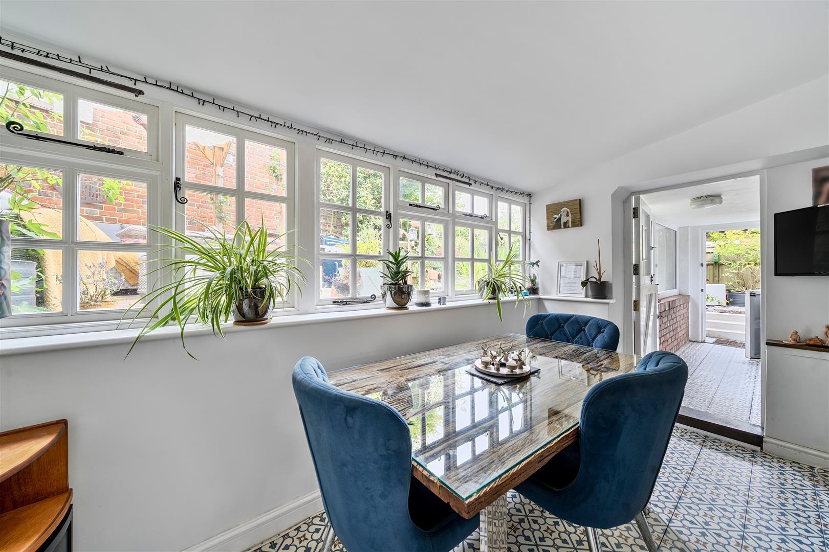 Property Image 995a3c2e-12c6-4b82-92c8-87a41a8be3b9