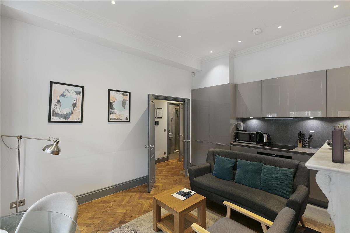 Property Image 9963aa02-200f-4cd4-9ff2-aaef5e44ce8f