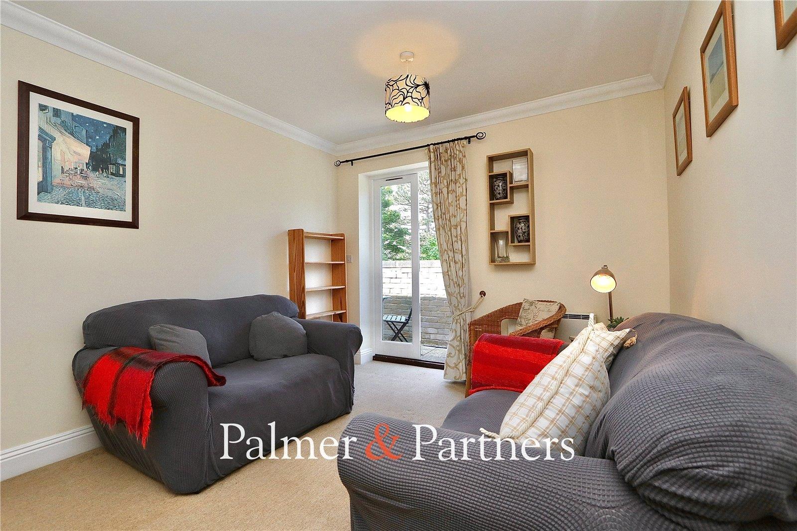 Property Image 9965c895-9b06-40d1-b77f-c93af4aaa400