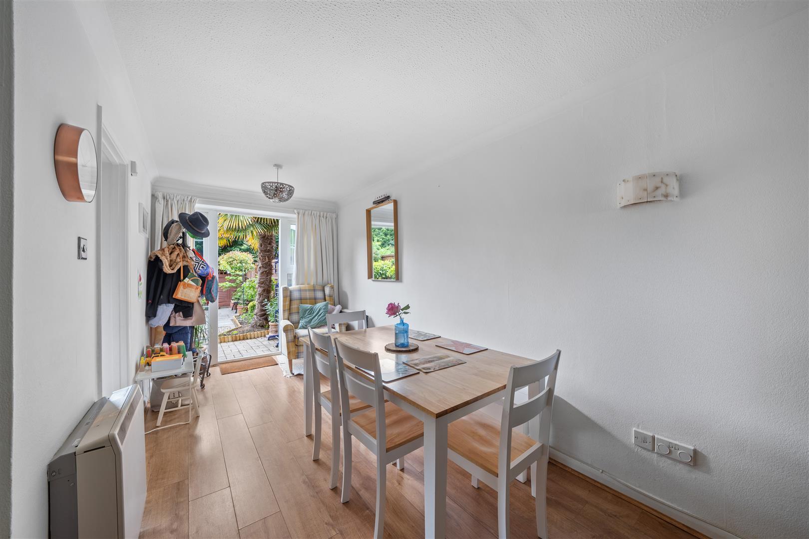 Property Image 996bd33d-584e-4d41-8ab0-21a1ea2ee496
