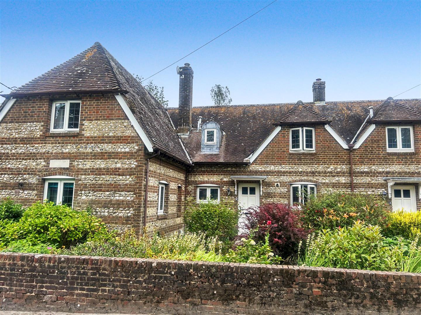 Property Image 9971a735-63b2-43e9-a58b-57cf098c1df4