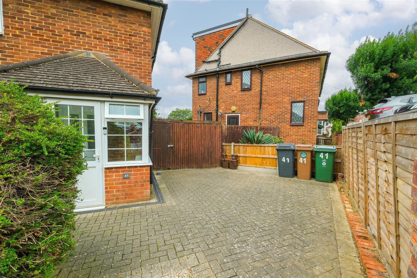 Property Image 99751c3e-59bb-42ce-8fb0-8f2a2053c07e
