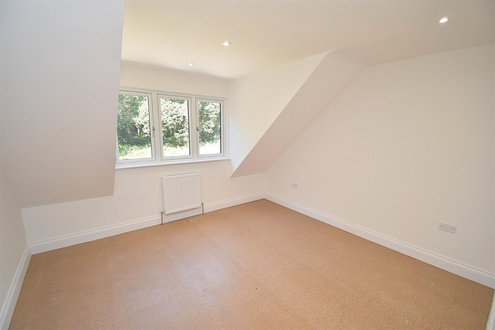 Property Image 997d5192-80e3-4b74-bbb6-394503ca1fdc