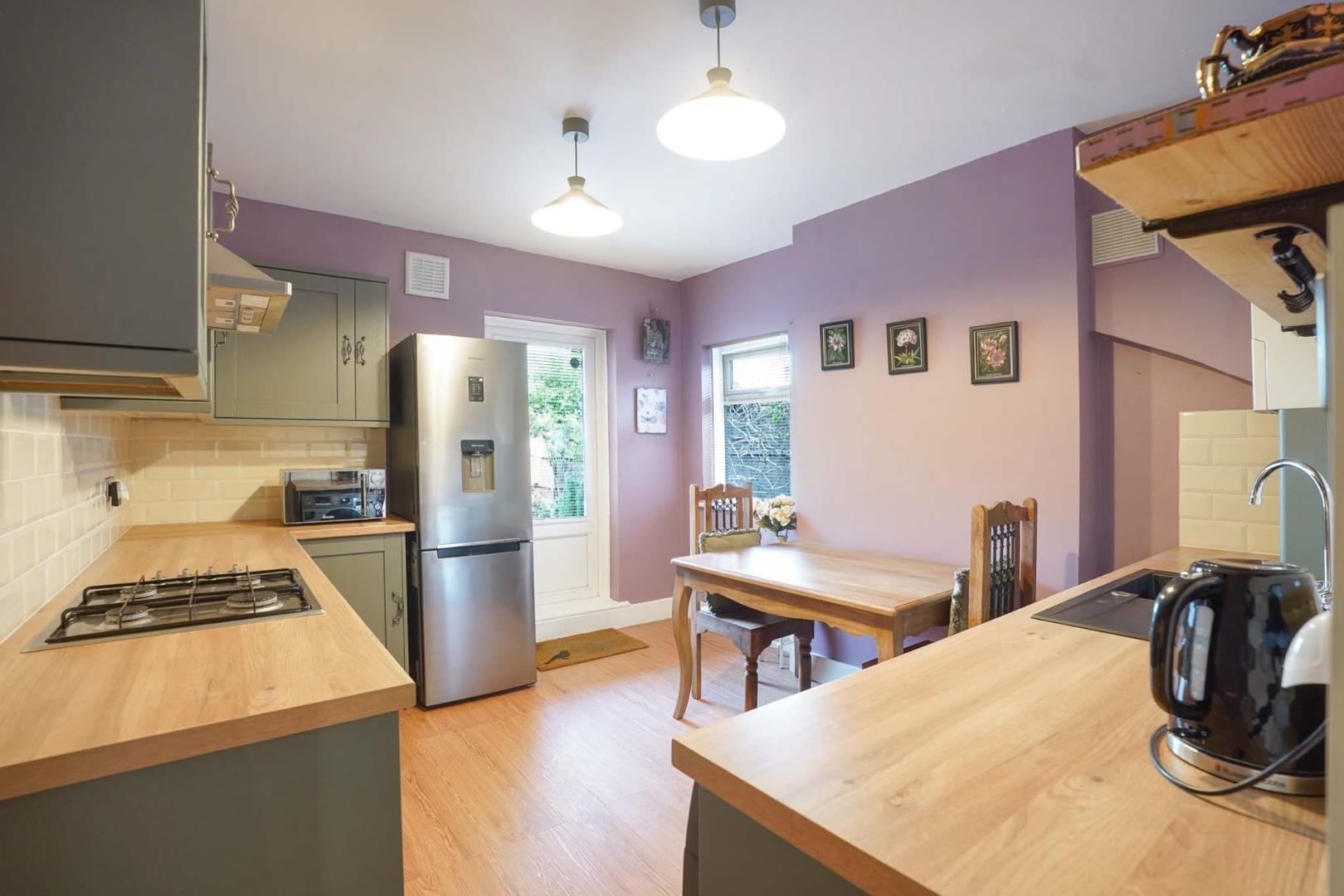 Property Image 9987359f-b0cc-49e8-a93d-9462ff8bf2cf