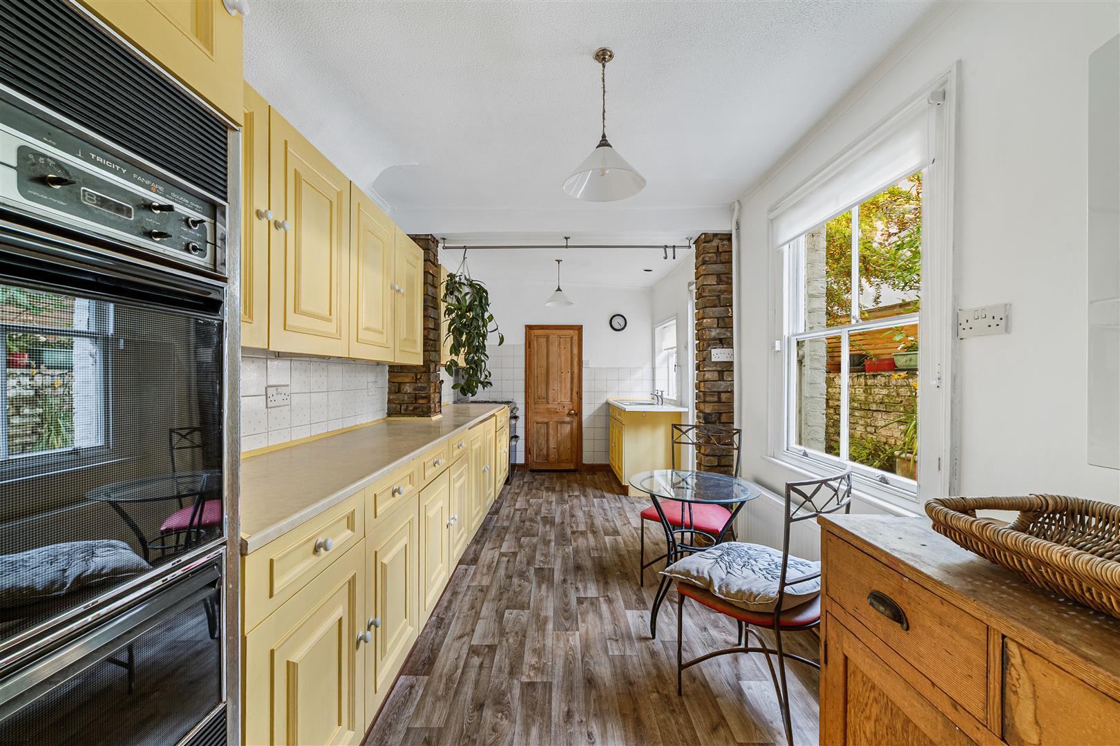 Property Image 998a49dd-cc7f-47ae-b4a0-0632ca3a5d63