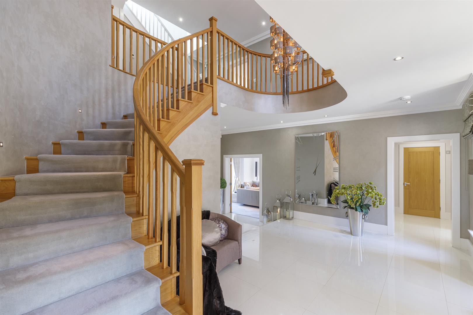Property Image 998fd915-4e52-4f67-8dba-fa13523342d9