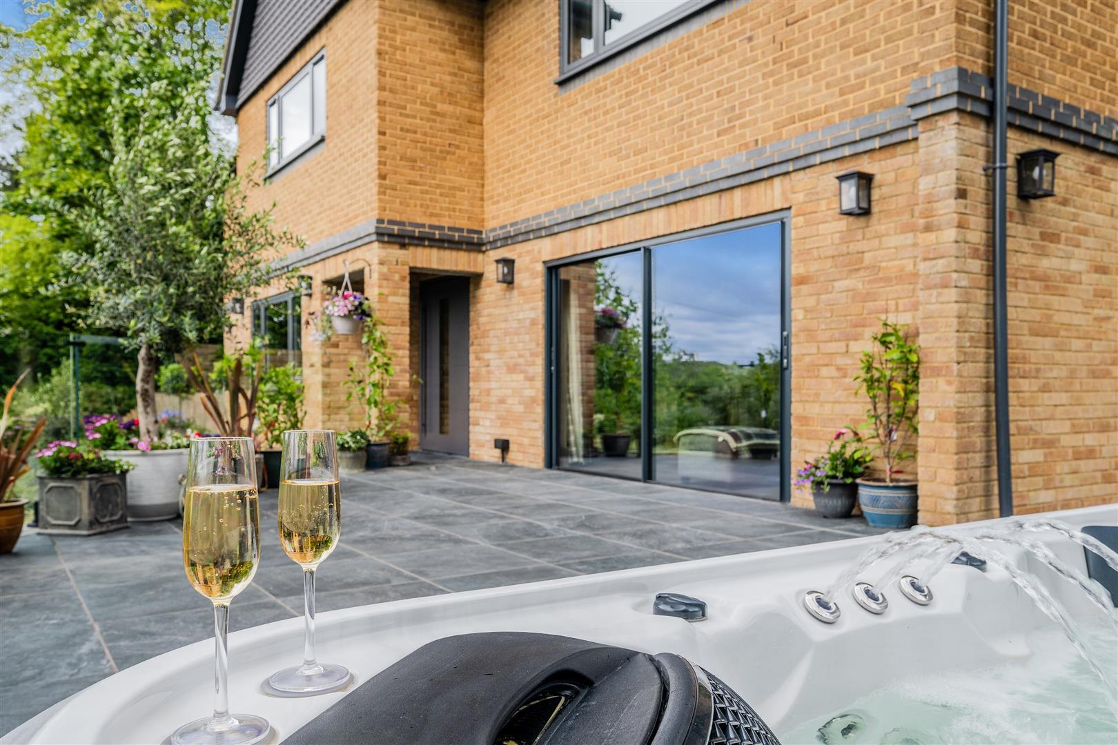 Property Image 9991e7c3-6e43-482e-be42-db15e119f42b
