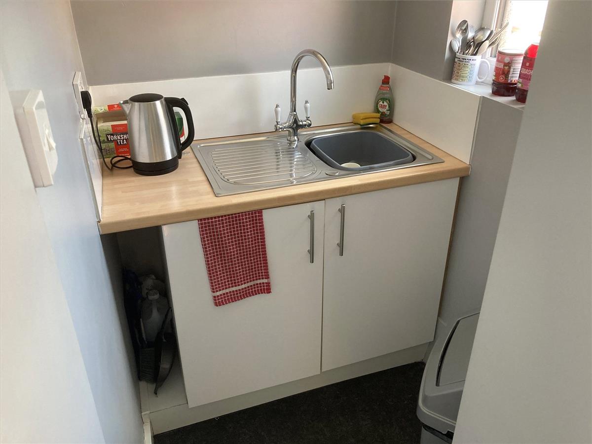 Property Image 99985096-0b0d-42e2-994d-4a257236f9ea