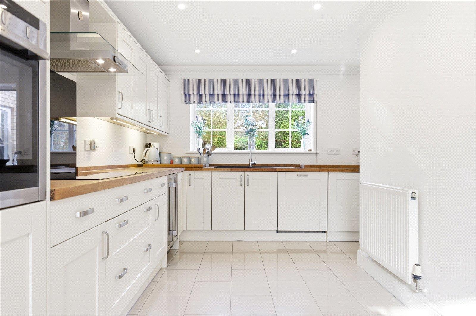 Property Image 999a8f67-3e3d-4380-9b8b-86c9628f3a65