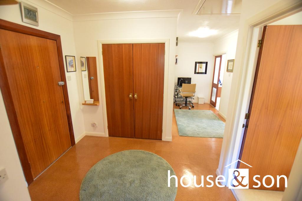Property Image 999c207a-795f-4a34-b3e4-2726cd06d8ea