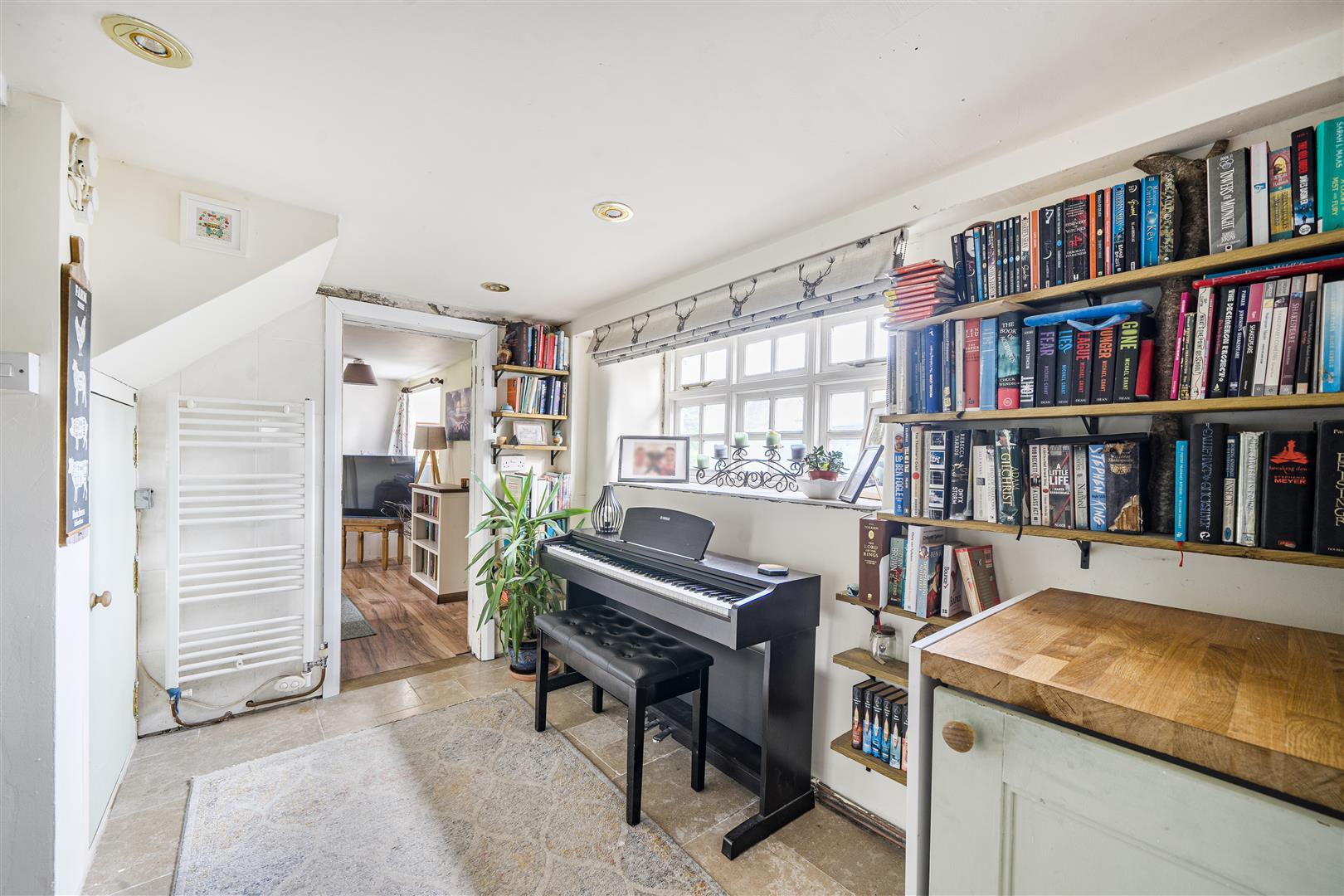 Property Image 99ab8156-dc7f-470d-9742-988d2c4a090a