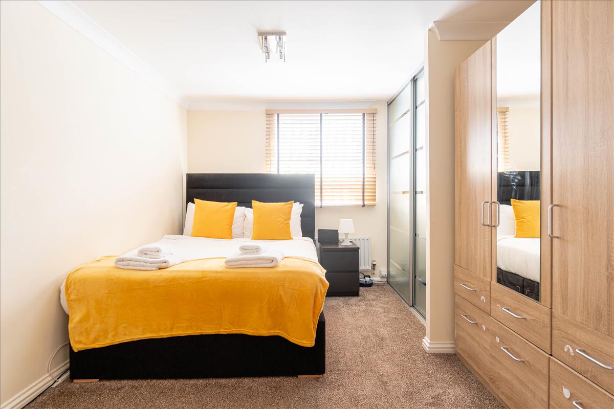Property Image 99c31b24-4dbb-4f39-83e6-4d5a8607258c
