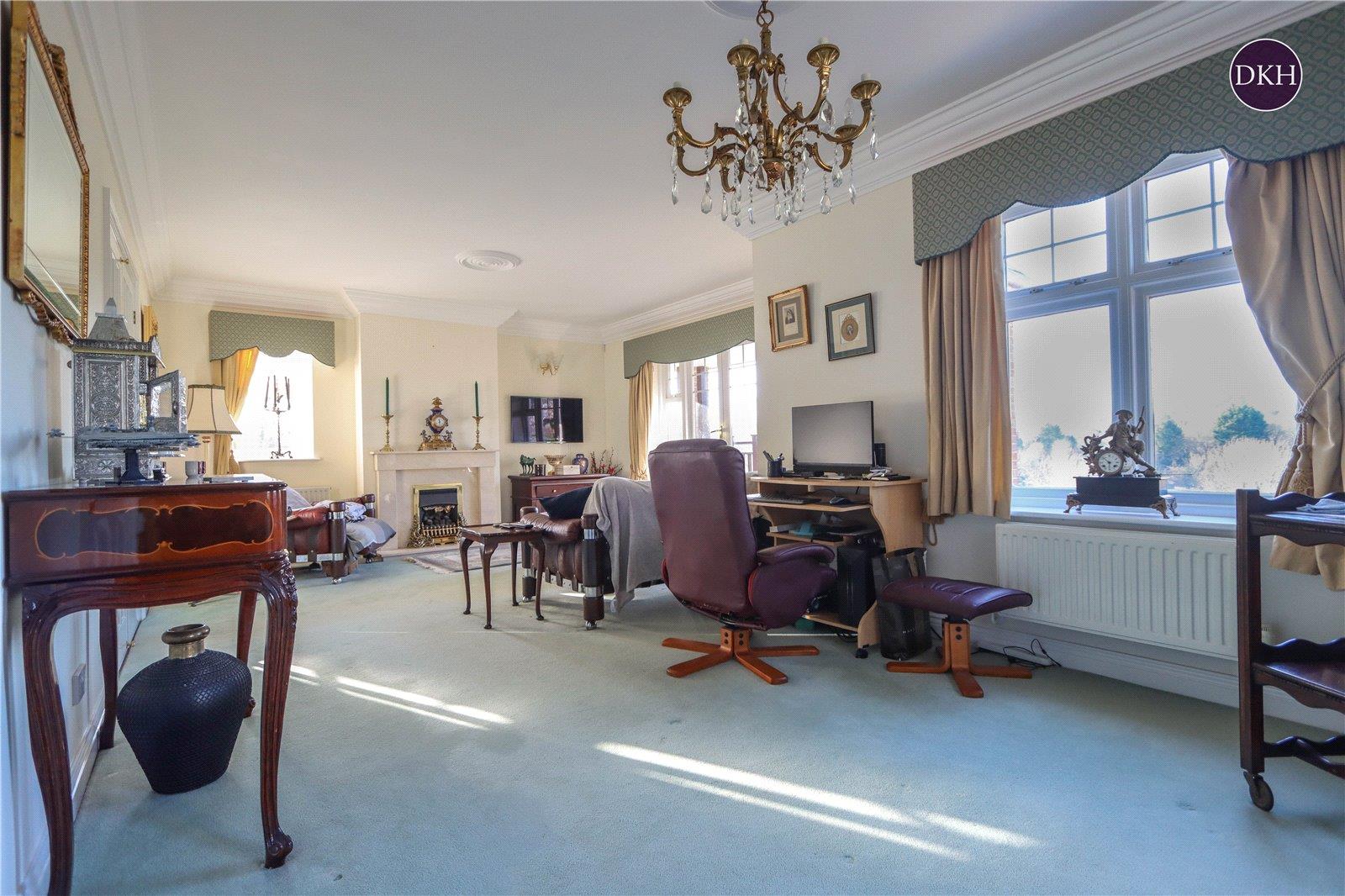 Property Image 99cb9e24-54a7-46ec-baf4-b6748247b4bf