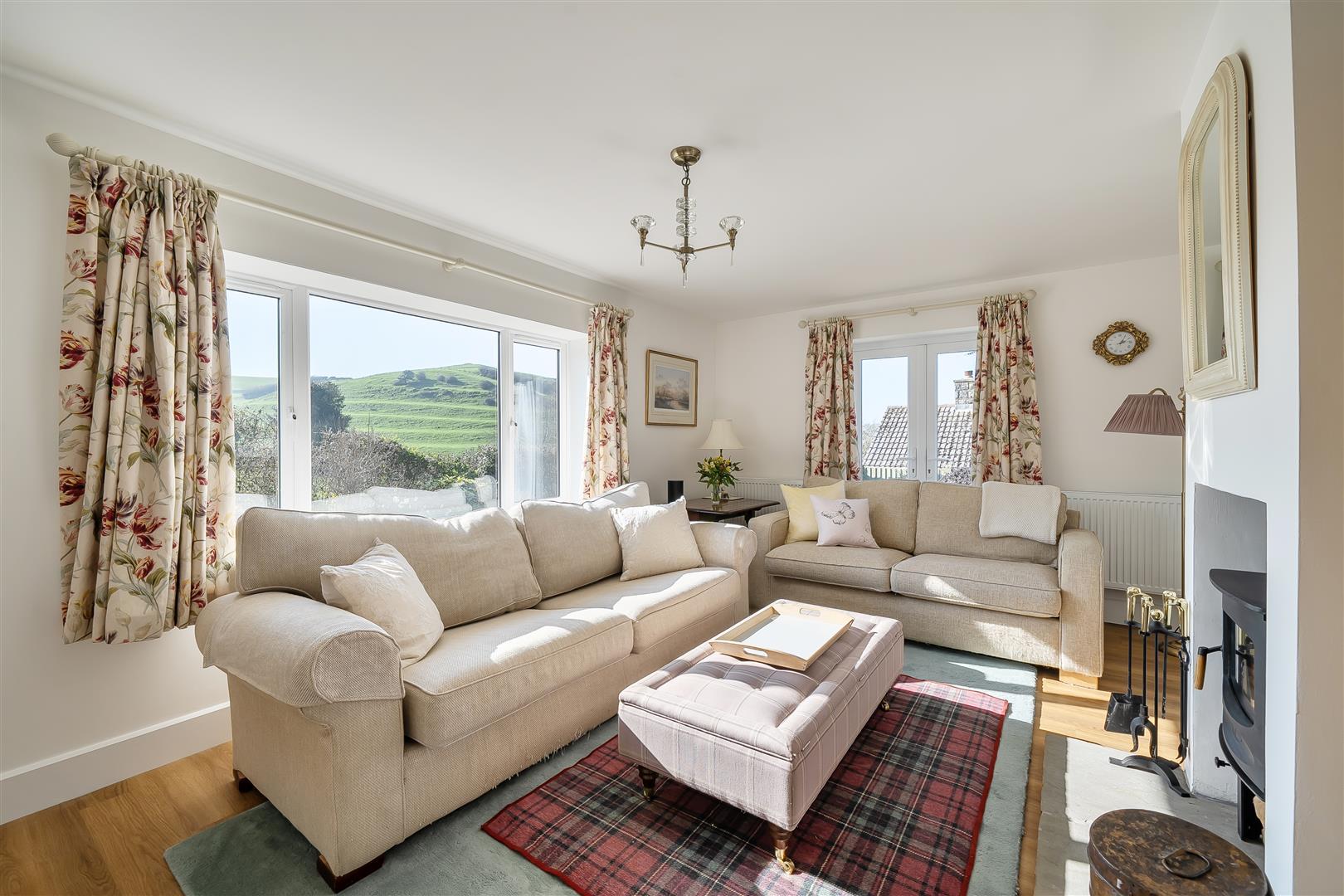 Property Image 99cc2964-31aa-4eb2-bbf3-24a46cad0f21