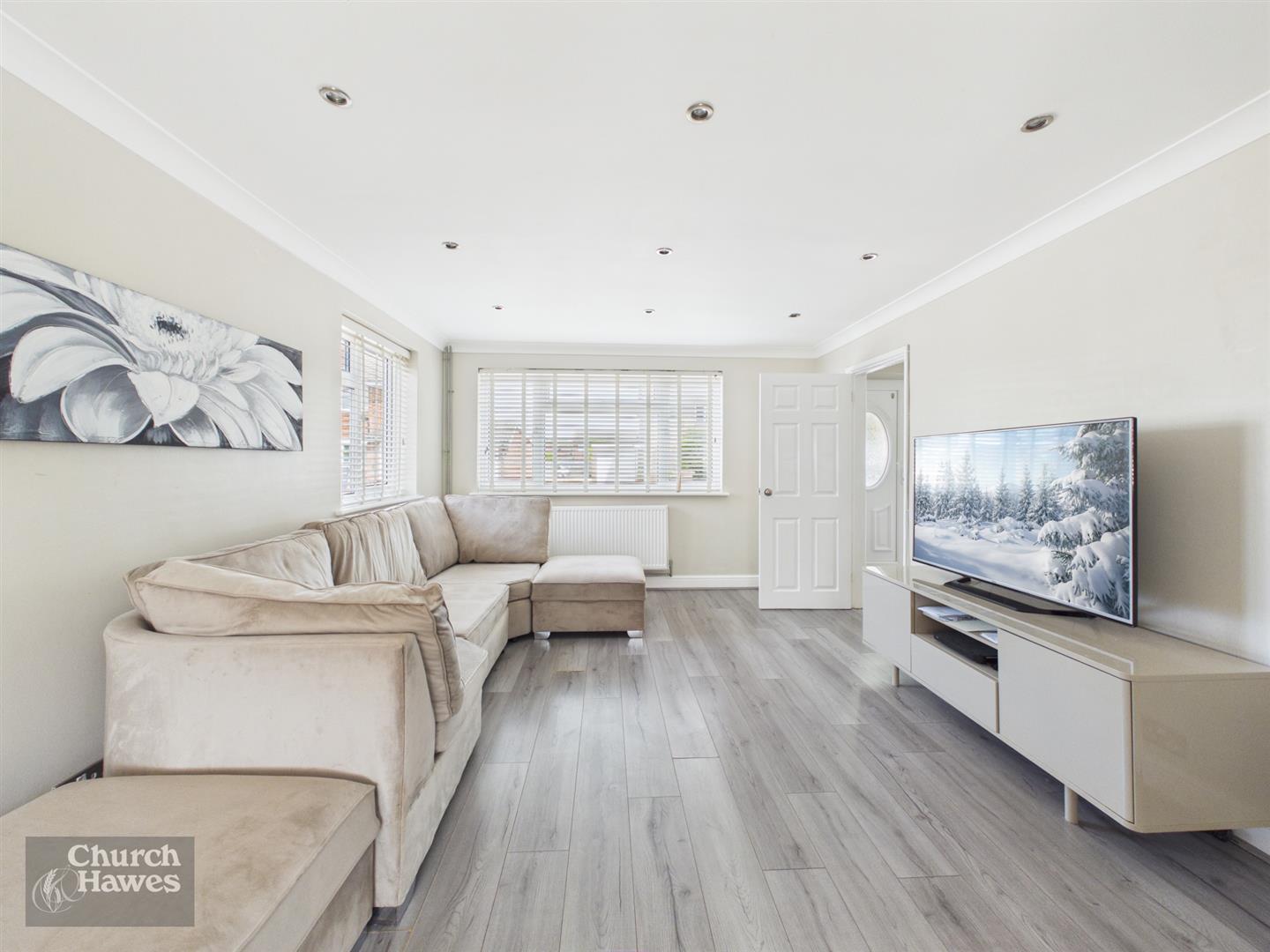 Property Image 99dcbb05-61e8-4d4c-b662-f0843a334959