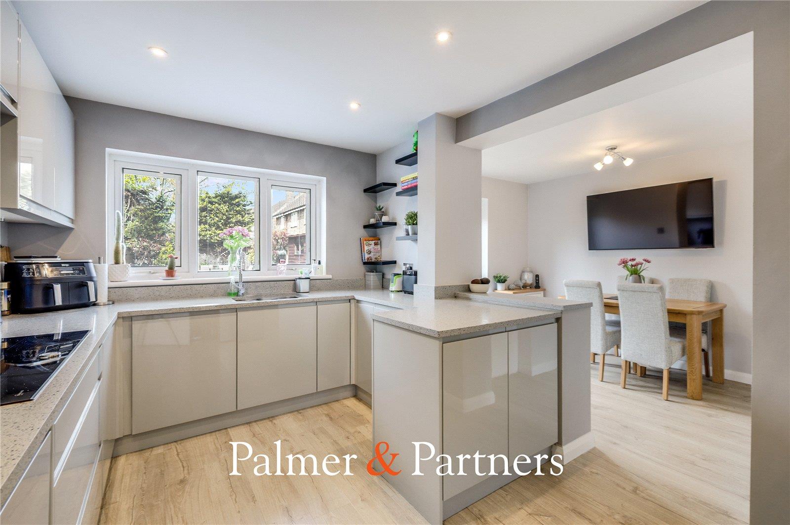 Property Image 99e186a2-5835-4b67-8a81-10427c41d7df