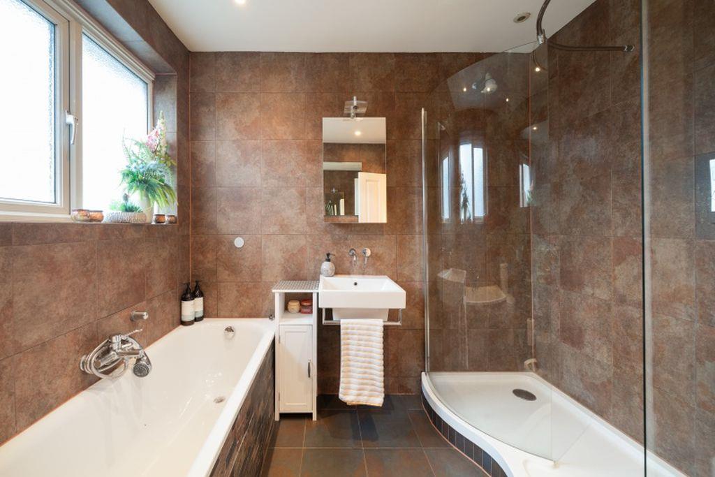 Property Image 99e23d95-e069-49dd-938a-6fb6c3936889