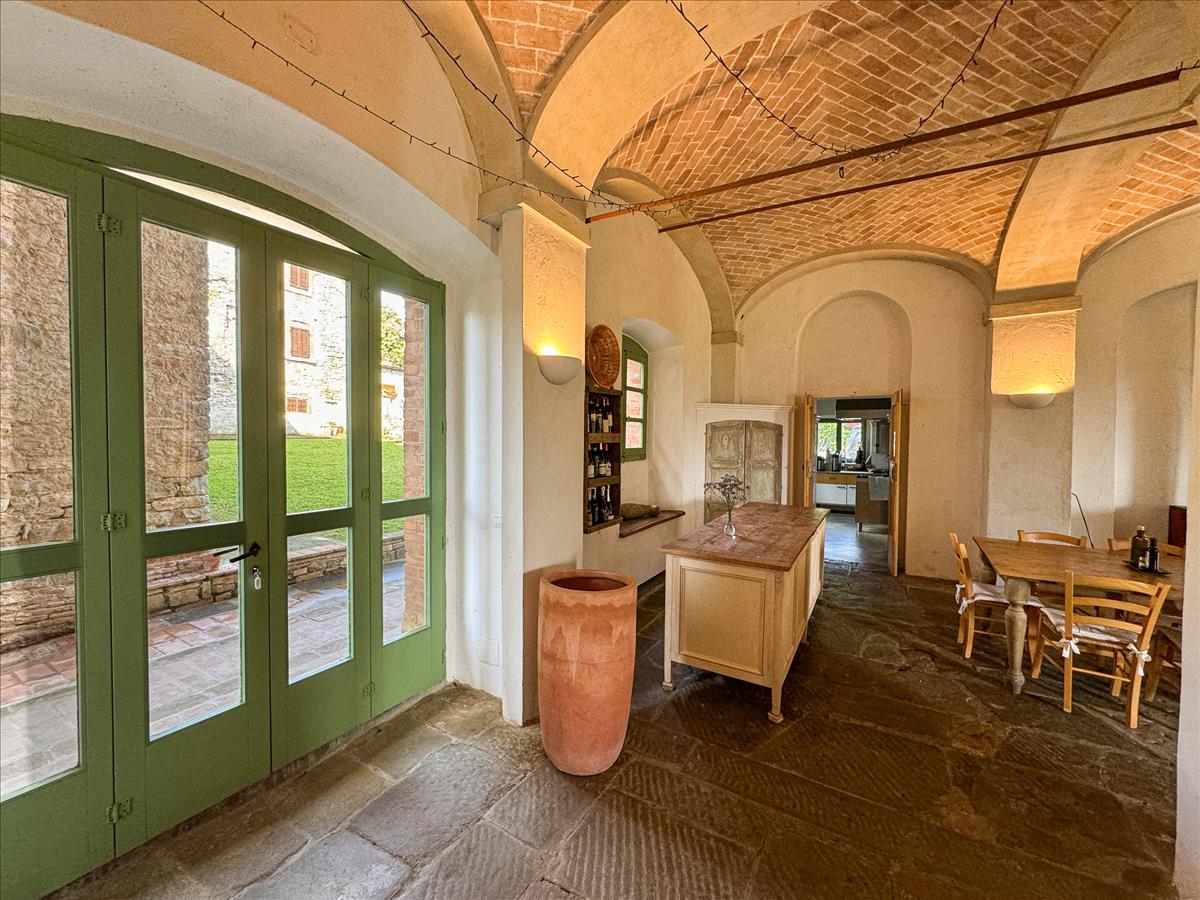 Property Image 99e33a54-35f6-4b7c-b721-e2c10354b8e1
