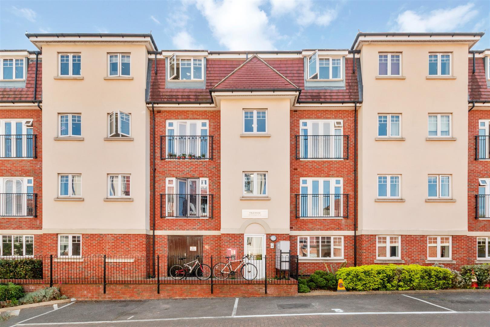 Property Image 99e6bfe9-12d0-42fc-94fc-48f0b09d4e7d