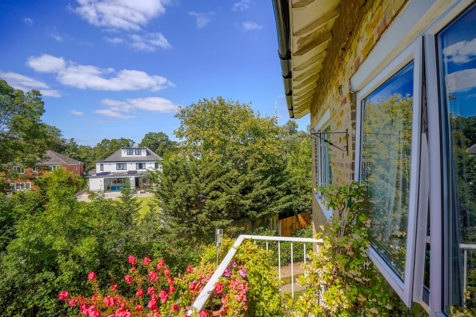 Property Image 99eb0ad7-3acc-446d-a90d-0e5cc151753d