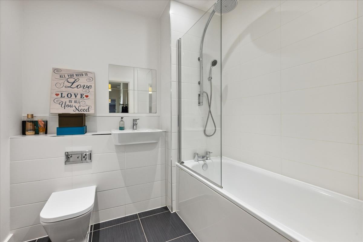 Property Image 99eb27a9-f0cc-4ab7-8ae7-ab6f71f44bc3