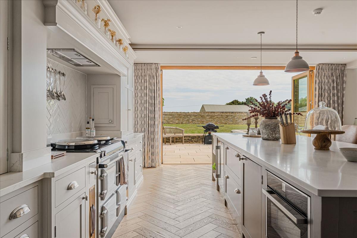 Property Image 99f4fa45-a448-47cb-bf16-6df6901c541d
