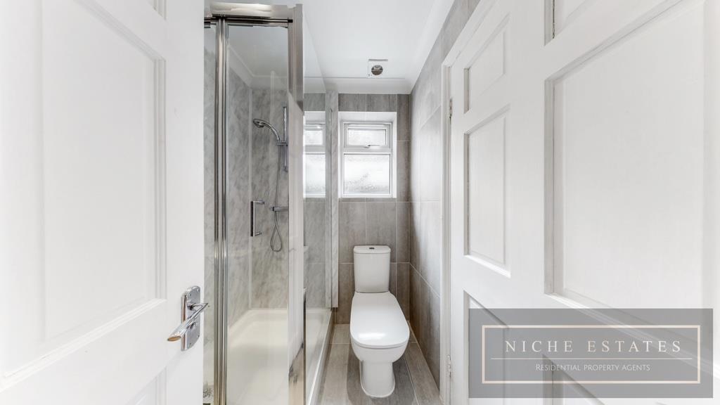 Property Image 99f5aa45-b3c9-4356-a4e8-828b2100c102