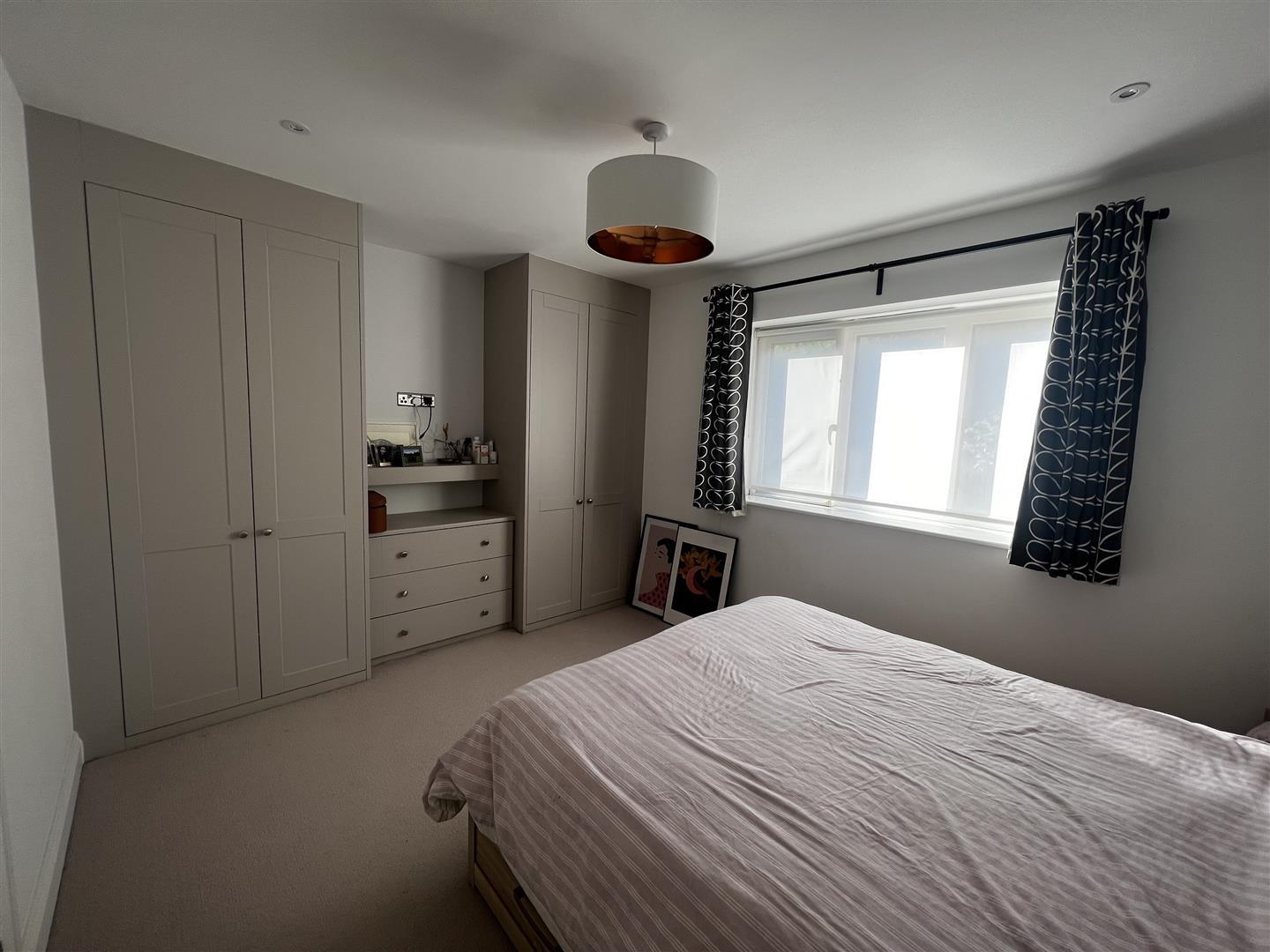 Property Image 99f6499f-27ac-4c61-ba45-726443516748