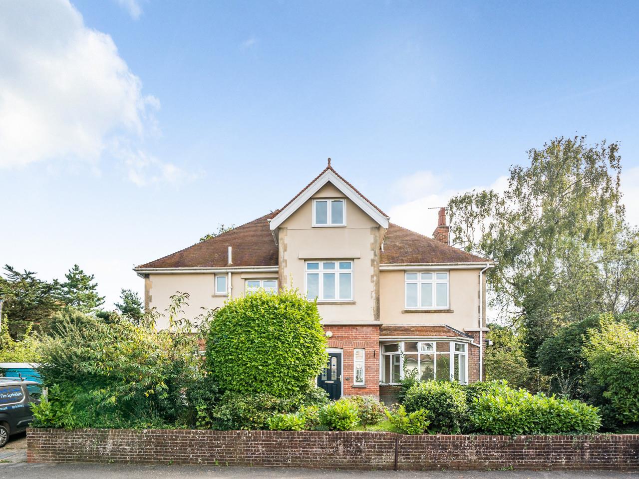 Property Image 99fff8c8-00cf-41ab-86b8-05508b77915d