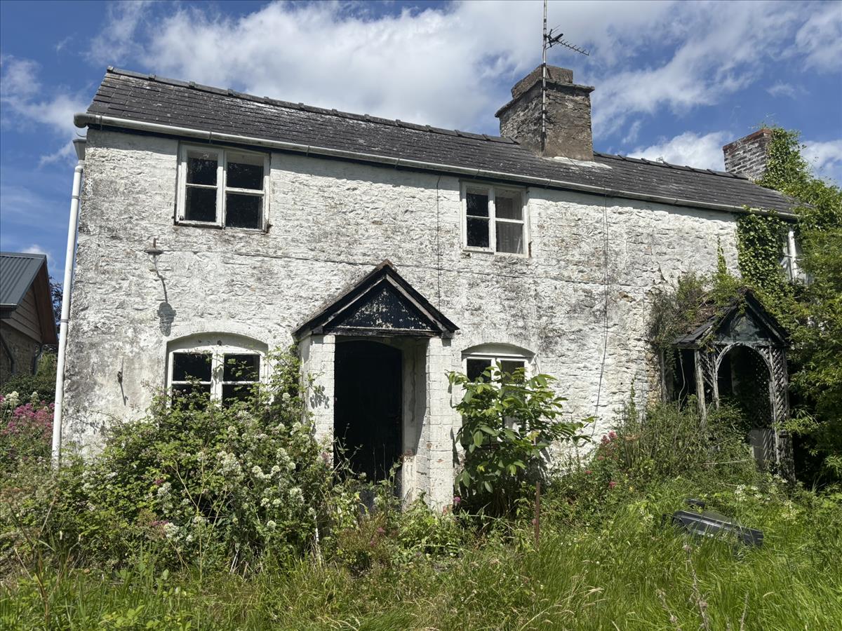 The Wensleys, Howle Hill, Ross on Wye, HR9 5SH image
