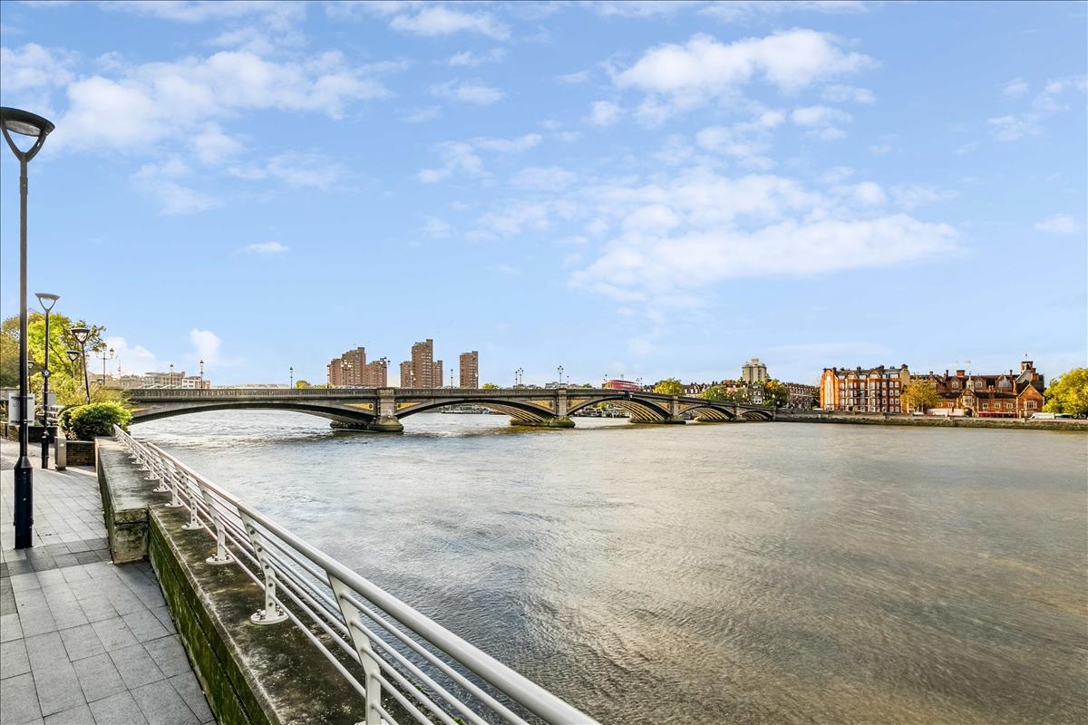 <order>0</order><label>Albion Riverside | Circa London</label>