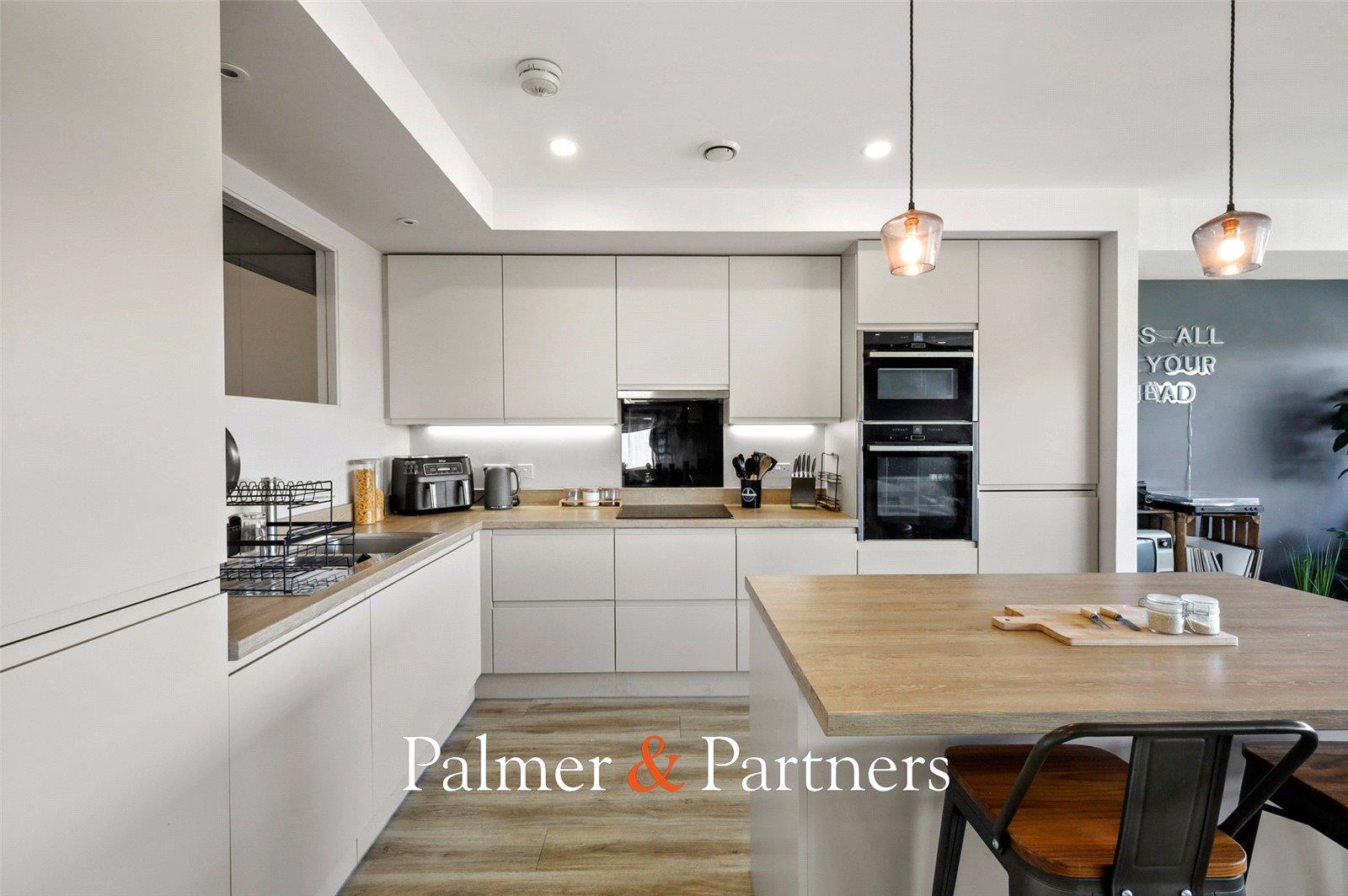 Property Image 9a06ace2-b1c1-4930-b959-13ee49910425