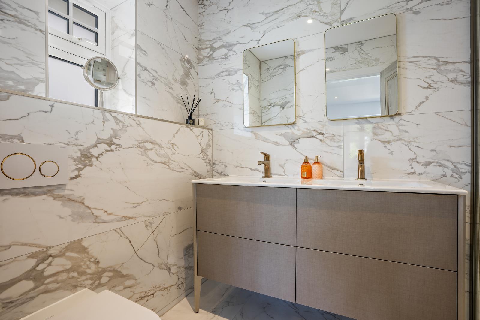 Property Image 9a0af9c0-4819-4974-8aea-a0fa6284bcde