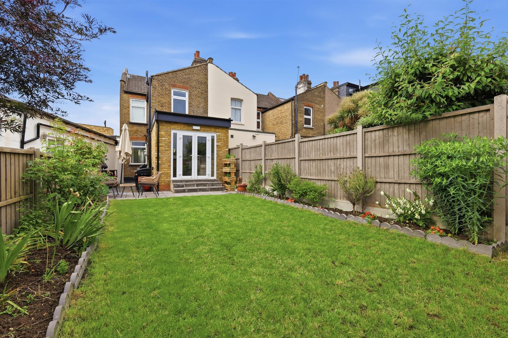 Property Image 9a0f26e0-e1b3-453c-b49e-ec6dfb101693