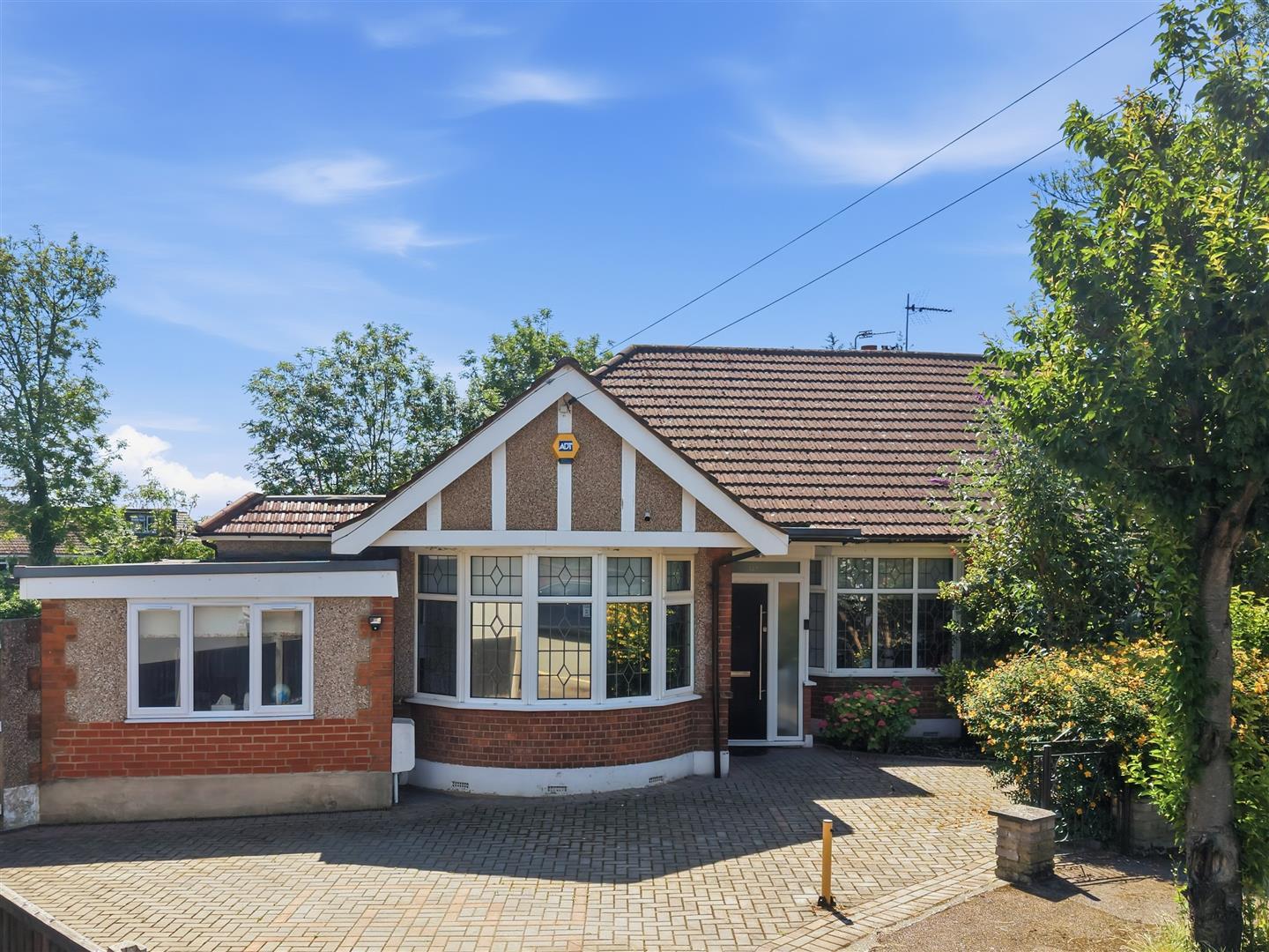 Property Image 9a18ceec-b110-4775-97e9-65f1630d5419