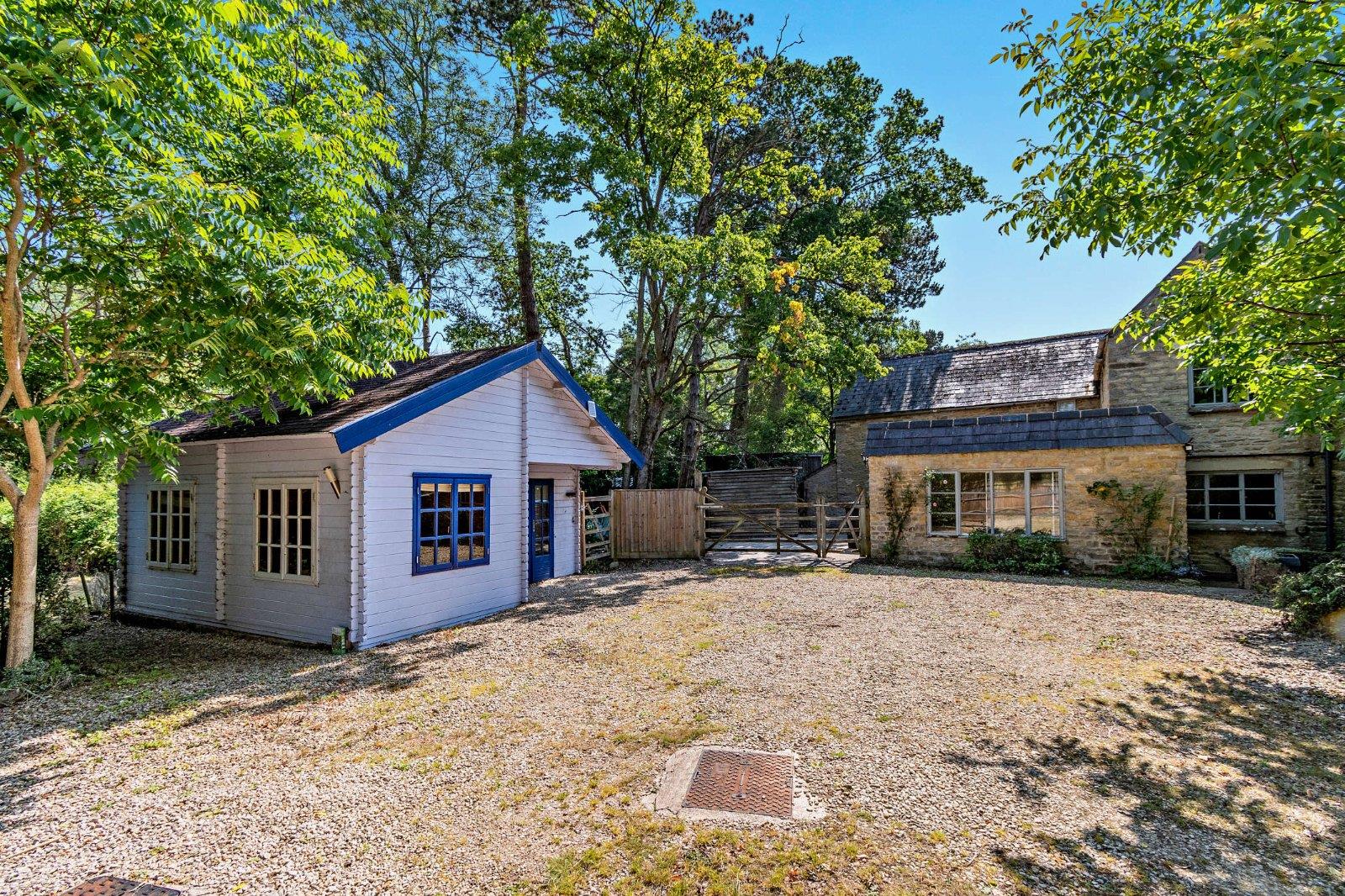 Property Image 9a1ec59f-75e9-4c17-b1e0-fb44964e270e