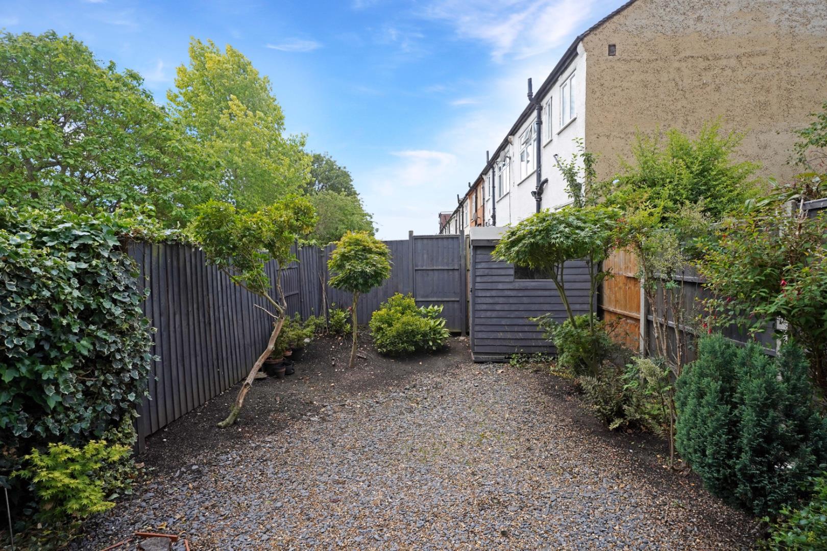 Property Image 9a4aa812-3a84-4a93-8cb6-08147b0783ee