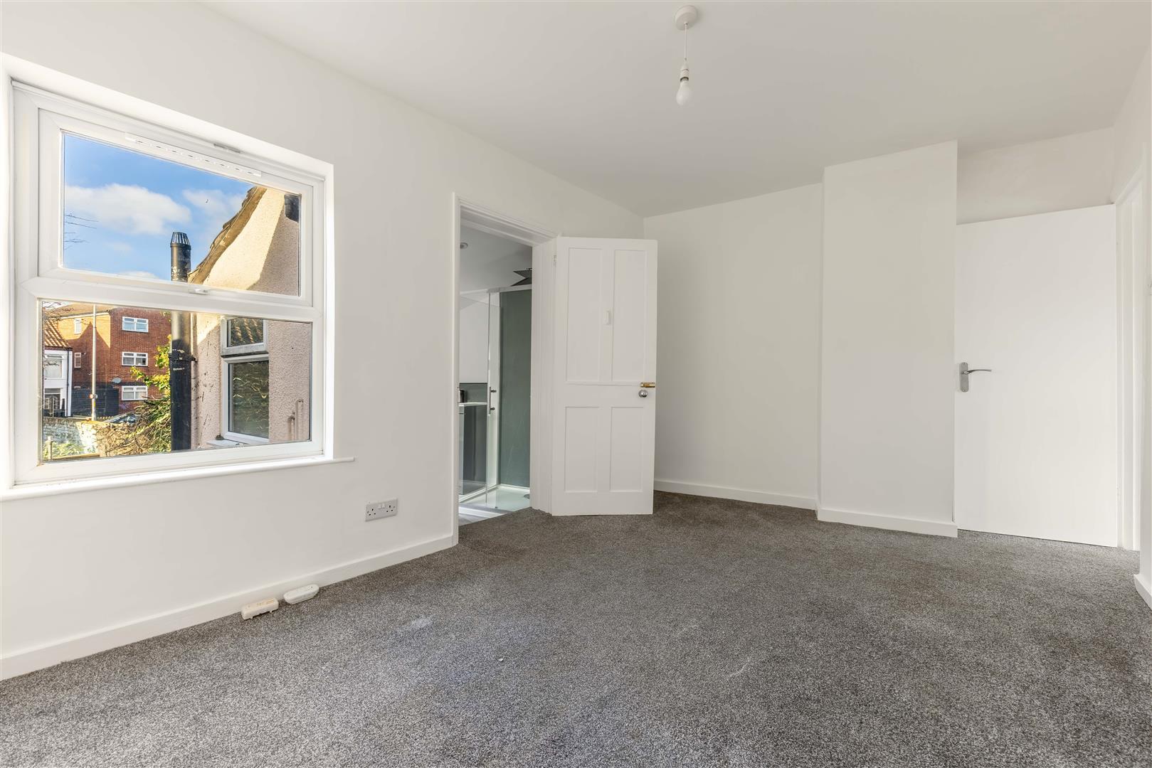 Property Image 9a4df7c4-ab06-4f32-b0f9-d43860b47c5a