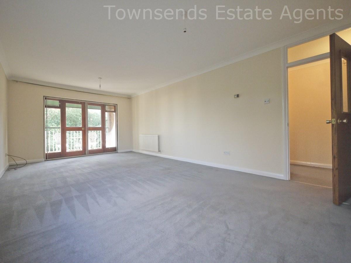 Property Image 9a56850d-34be-43ca-8496-1937dba4525d