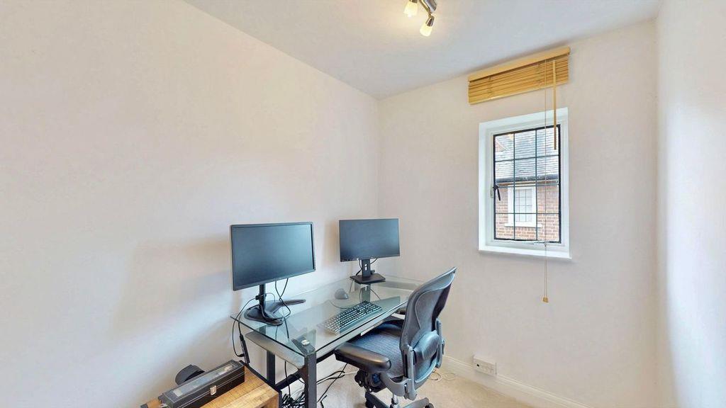 Property Image 9a604a63-e1e8-4d25-9641-744c0626ee30