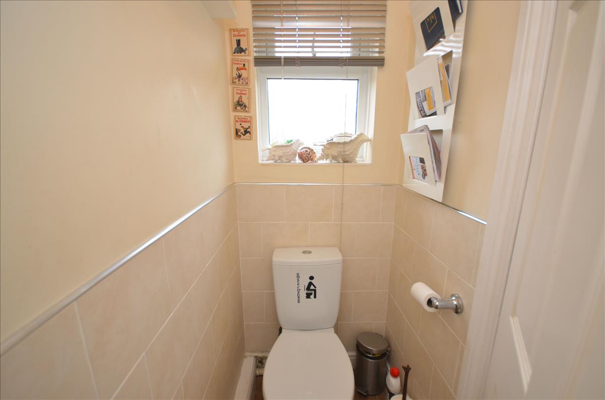 Property Image 9a6124da-b301-4f21-8180-697345f8f0bb
